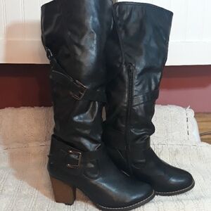Knee hi black boots
